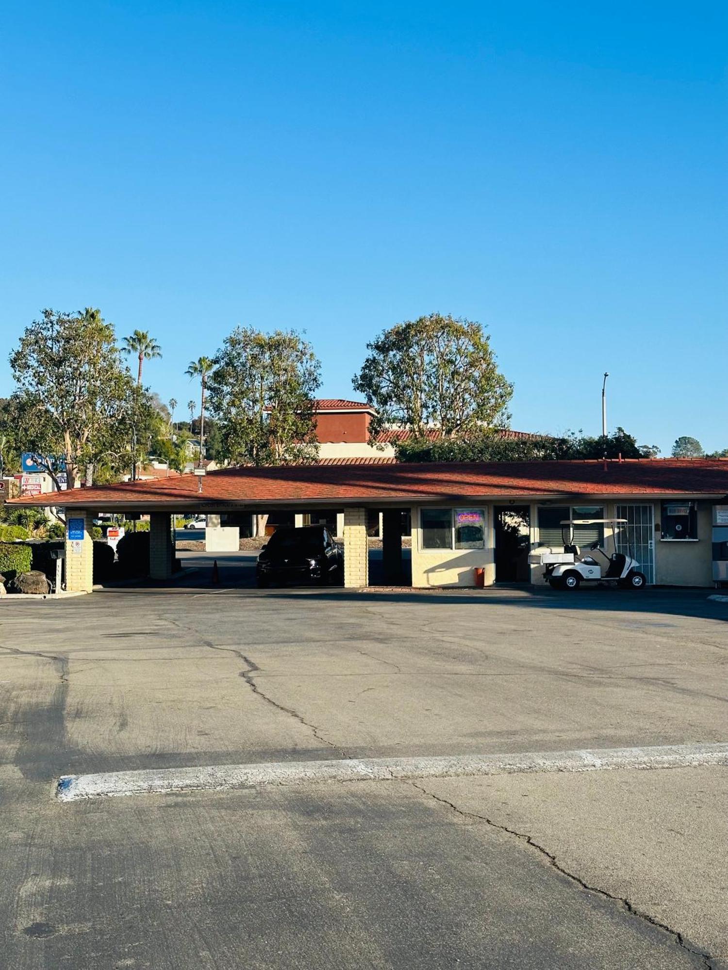 Franciscan Inn Motel Vista Esterno foto